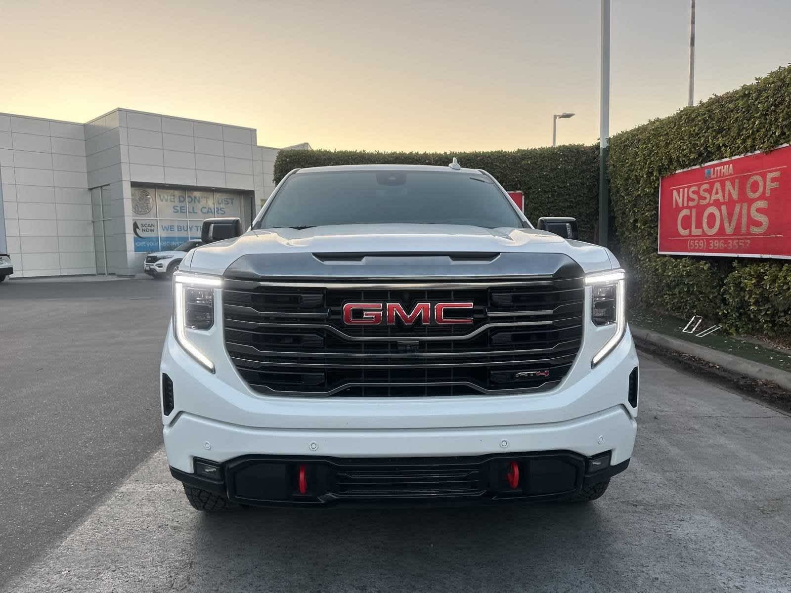 2023 GMC Sierra 1500 AT4 4WD Crew Cab 147 7