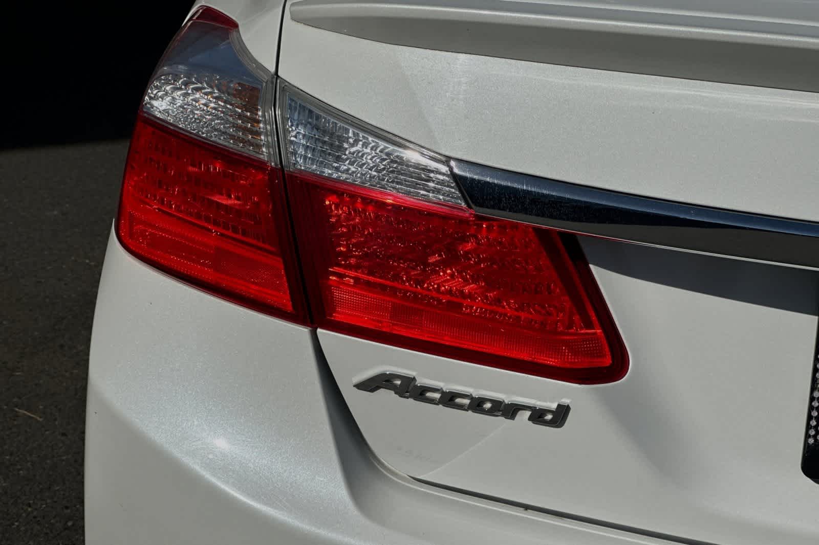 2015 Honda Accord Sport 13