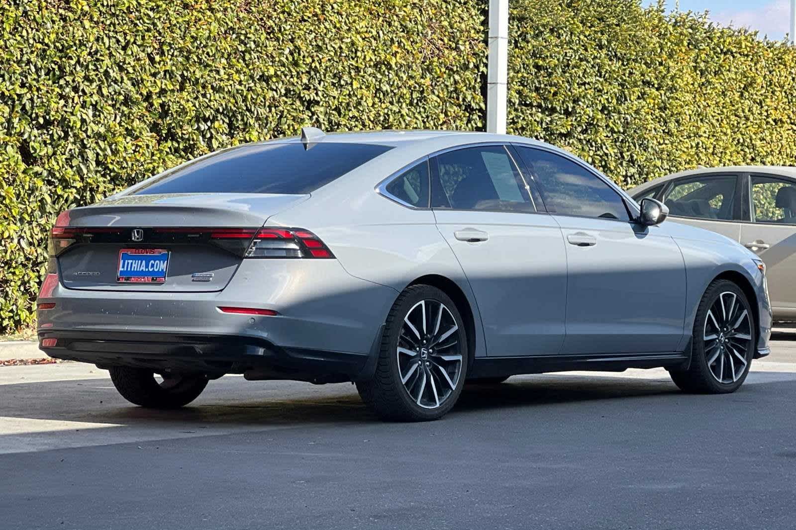 2024 Honda Accord Hybrid Touring 3