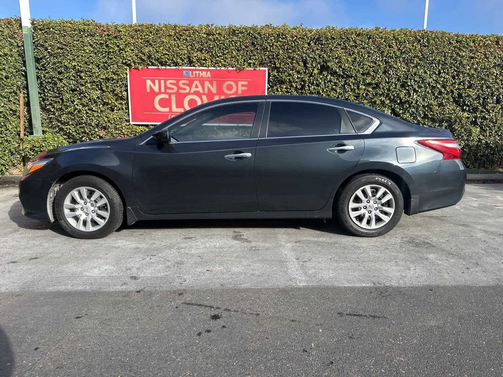 2016 Nissan Altima 2.5 S 11