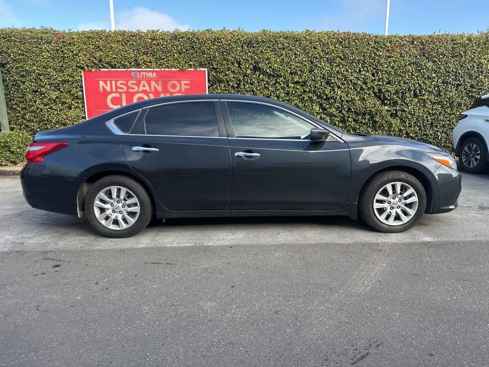 2016 Nissan Altima 2.5 S 8