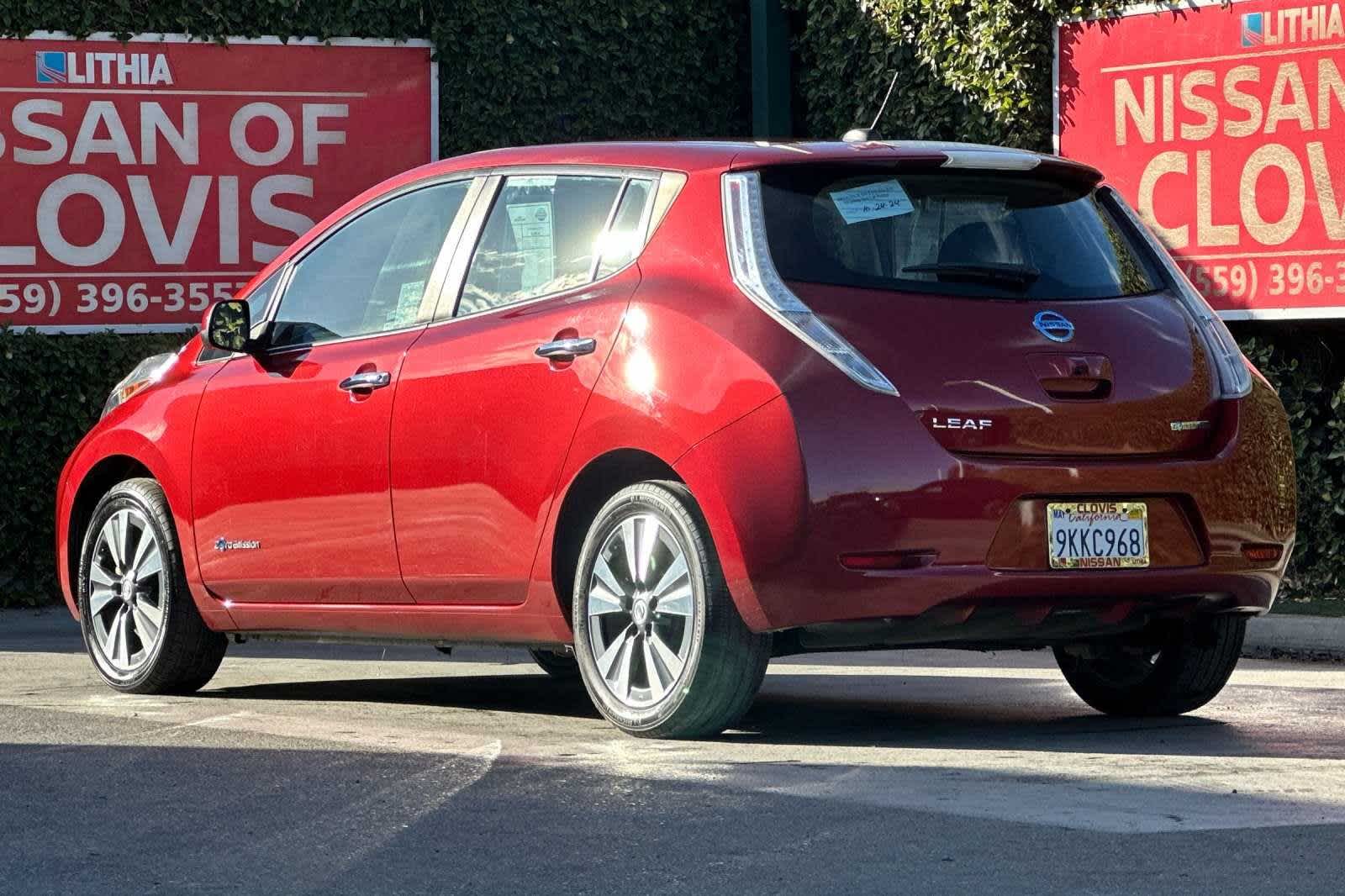 2015 Nissan LEAF SL 7