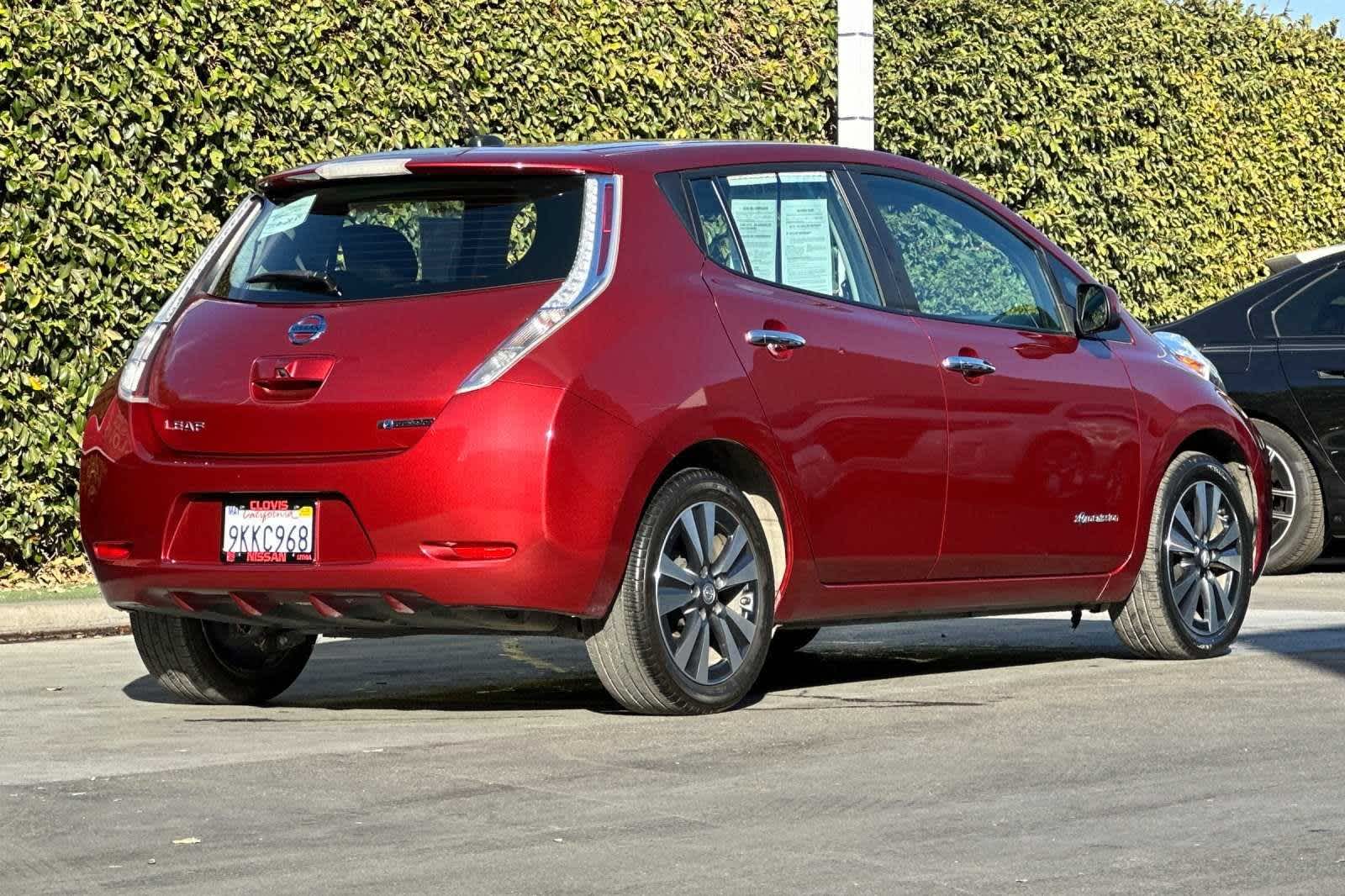 2015 Nissan LEAF SL 3