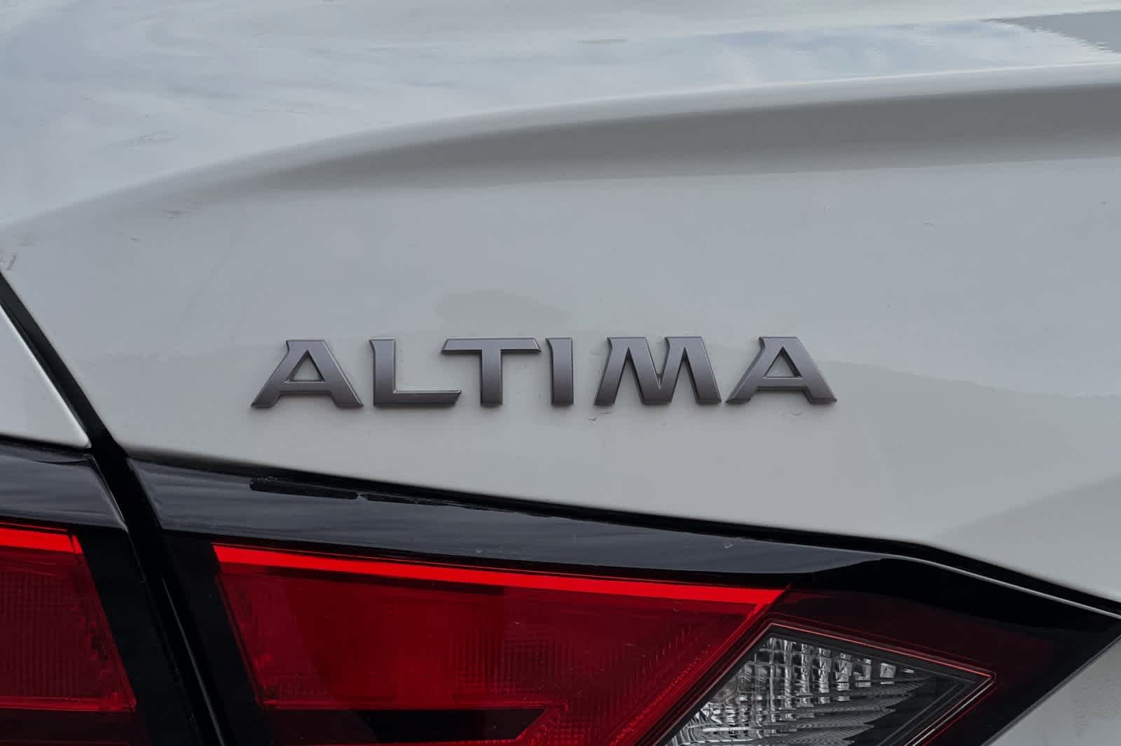 2025 Nissan Altima S 13