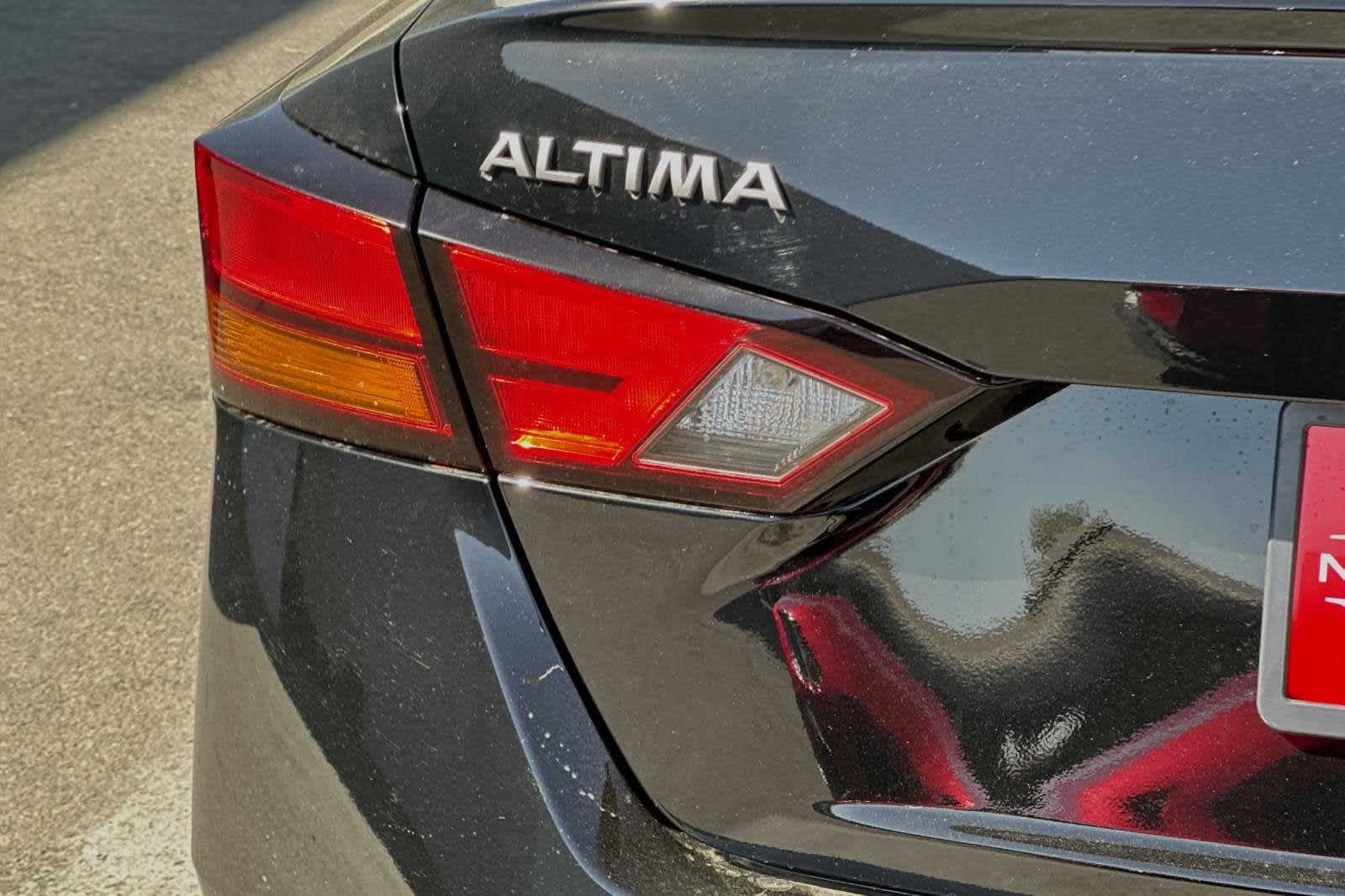 2025 Nissan Altima S 13