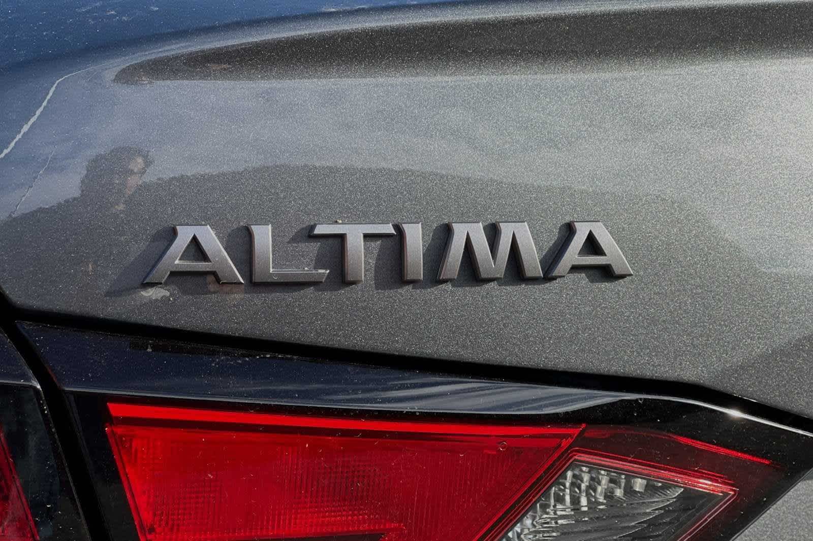 2025 Nissan Altima S 13