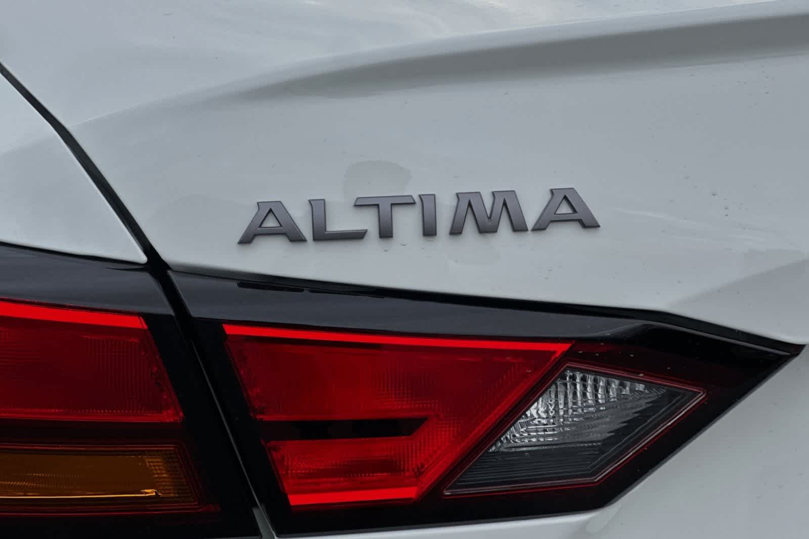 2025 Nissan Altima S 13