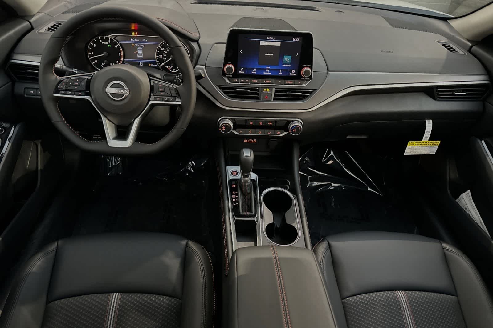 2025 Nissan Altima SR 4