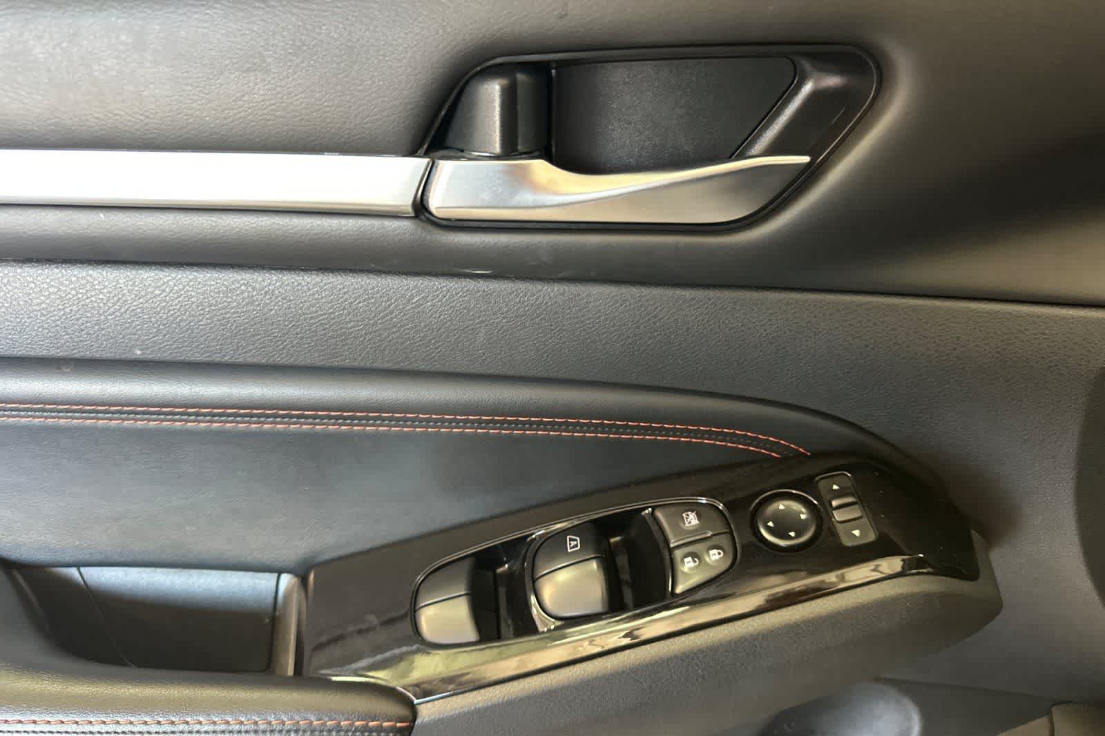 2023 Nissan Altima SR - Photo 15