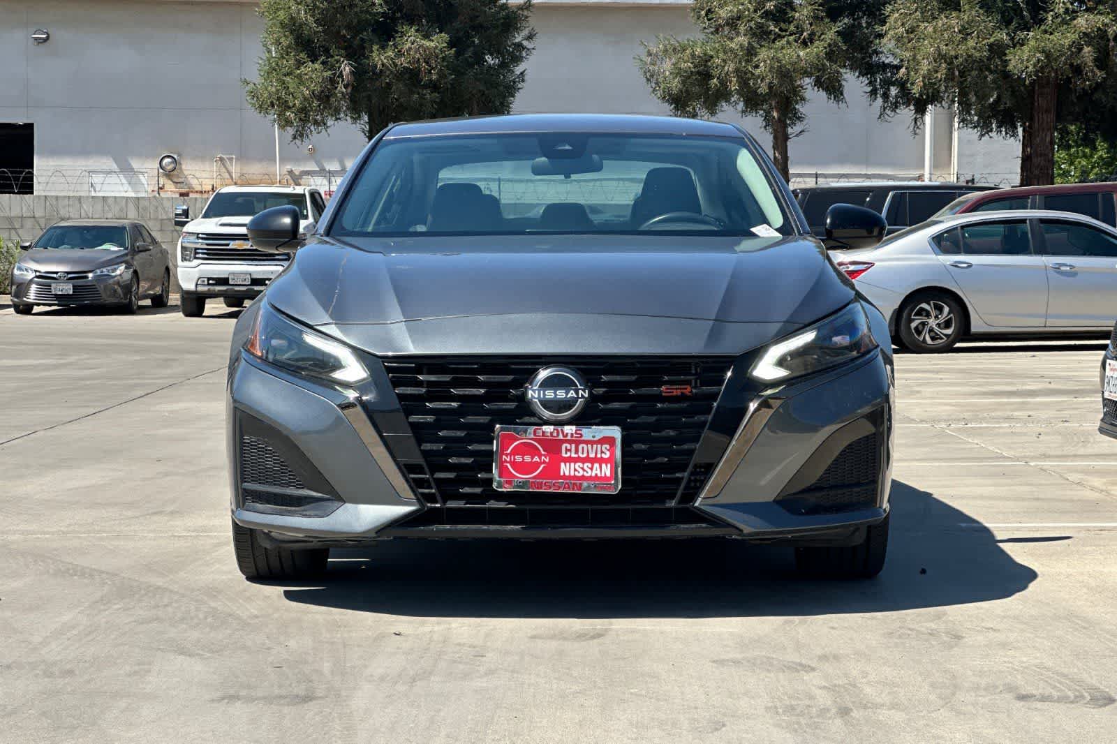 2023 Nissan Altima SR - Photo 11