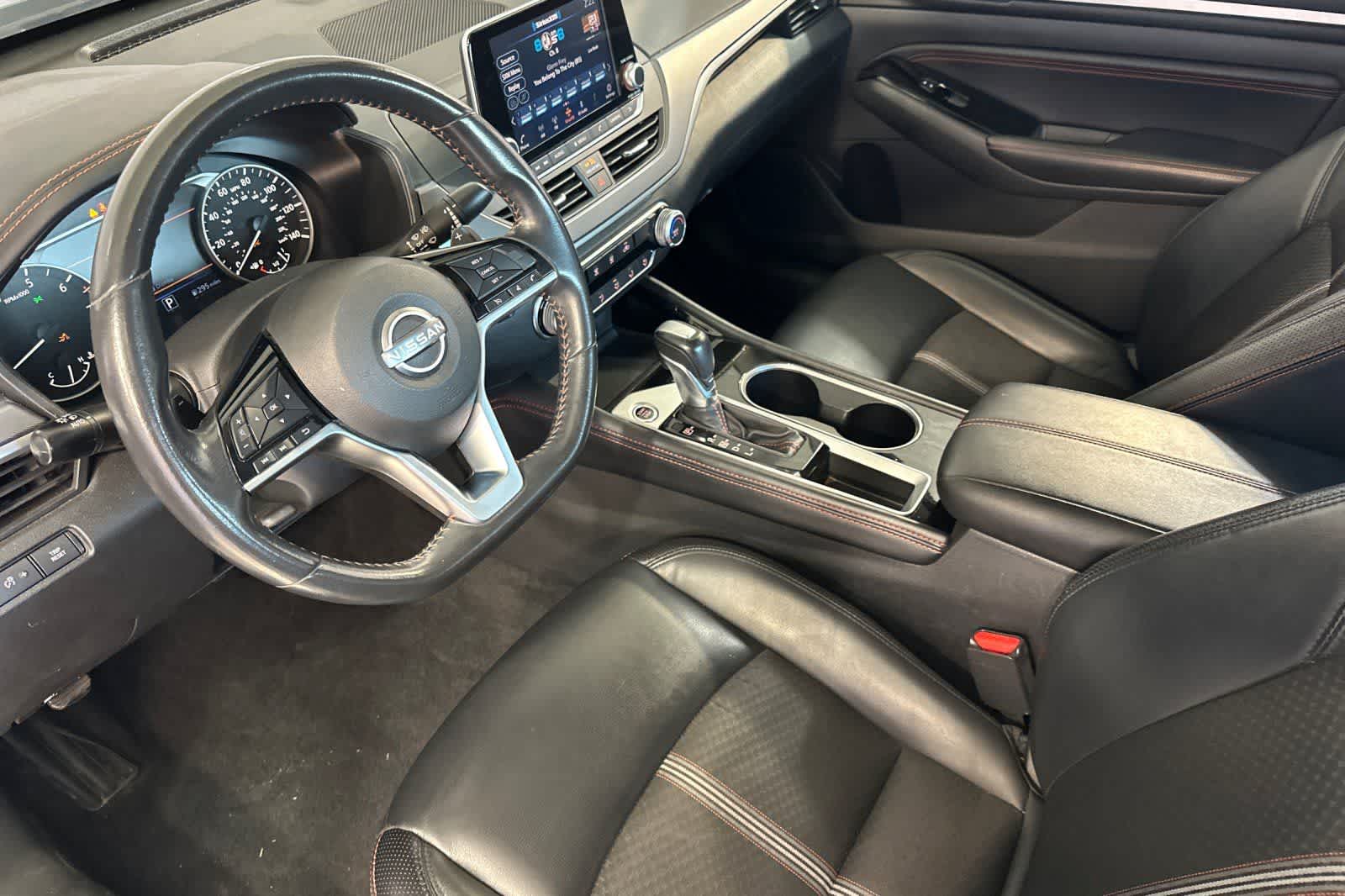 2023 Nissan Altima SR - Photo 14