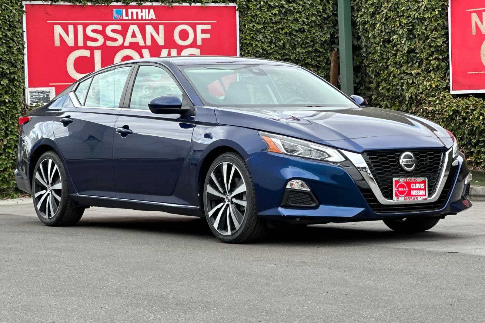 2021 Nissan Altima 2.5 SR 10