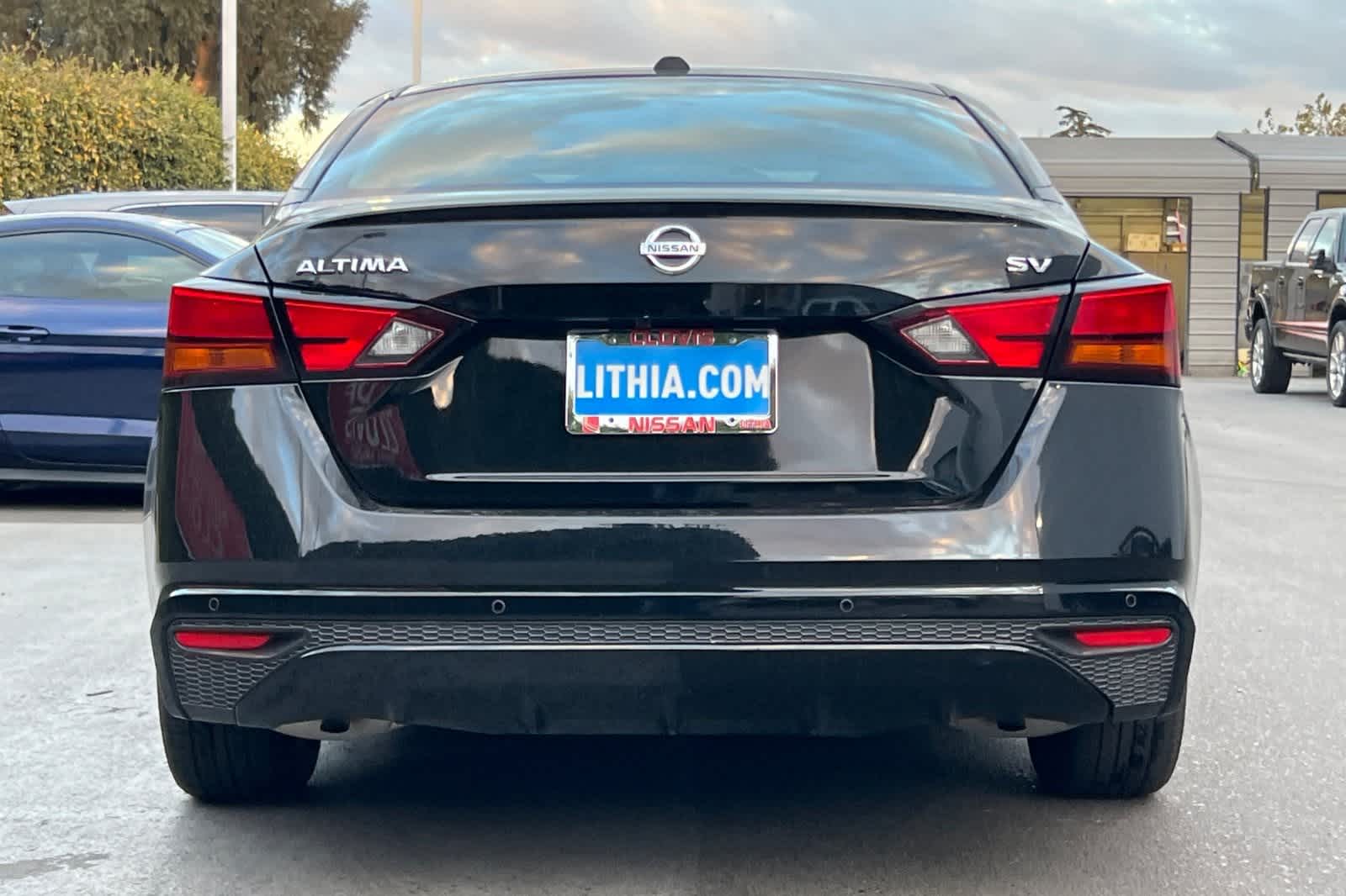 2022 Nissan Altima 2.5 SV 8