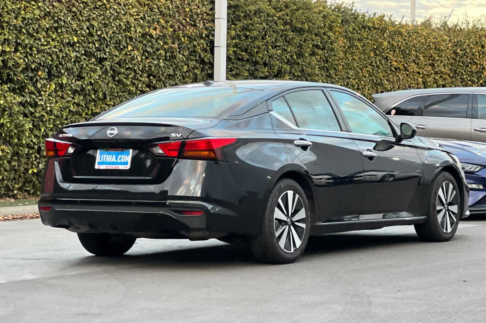 2022 Nissan Altima 2.5 SV 3