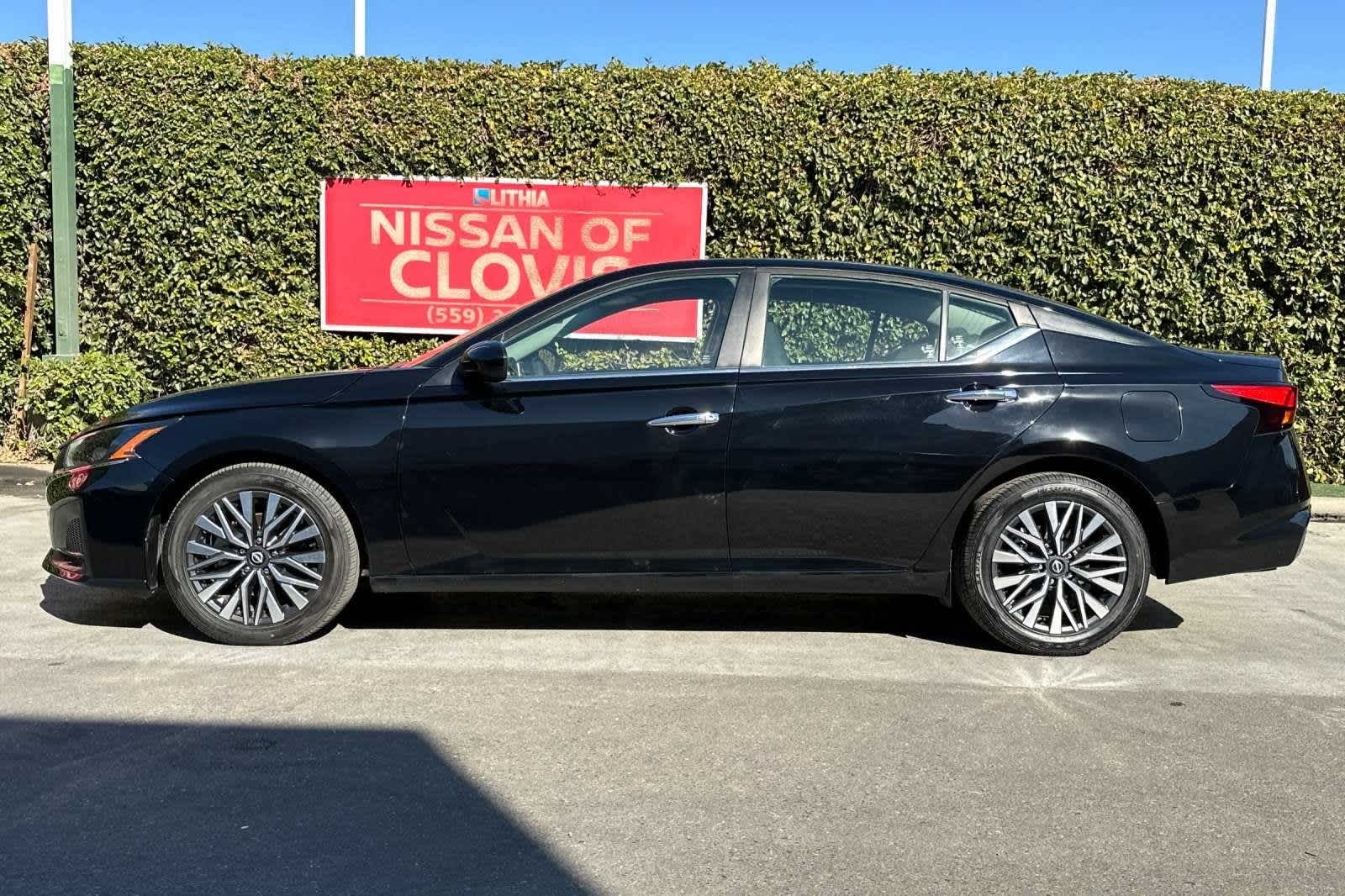 2023 Nissan Altima 2.5 SV 6