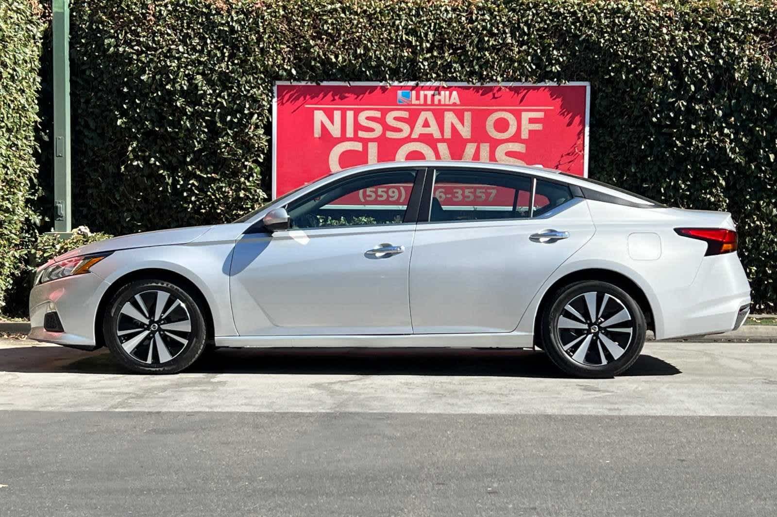 2022 Nissan Altima 2.5 SV 6