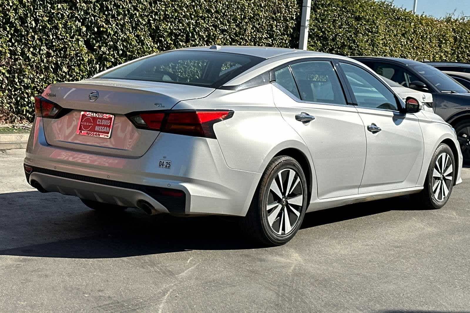 2020 Nissan Altima 2.5 SL 3