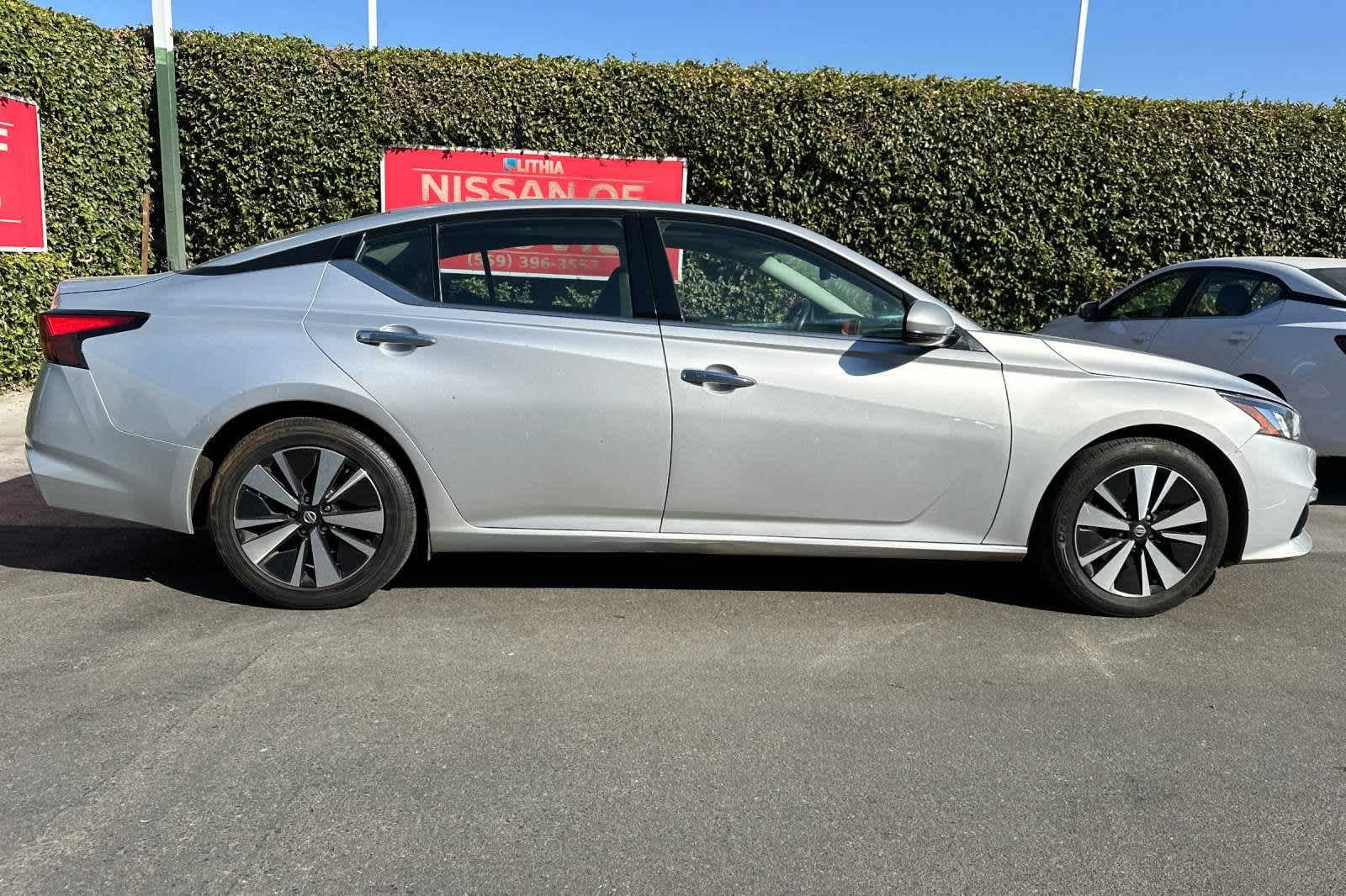 2020 Nissan Altima 2.5 SL 9