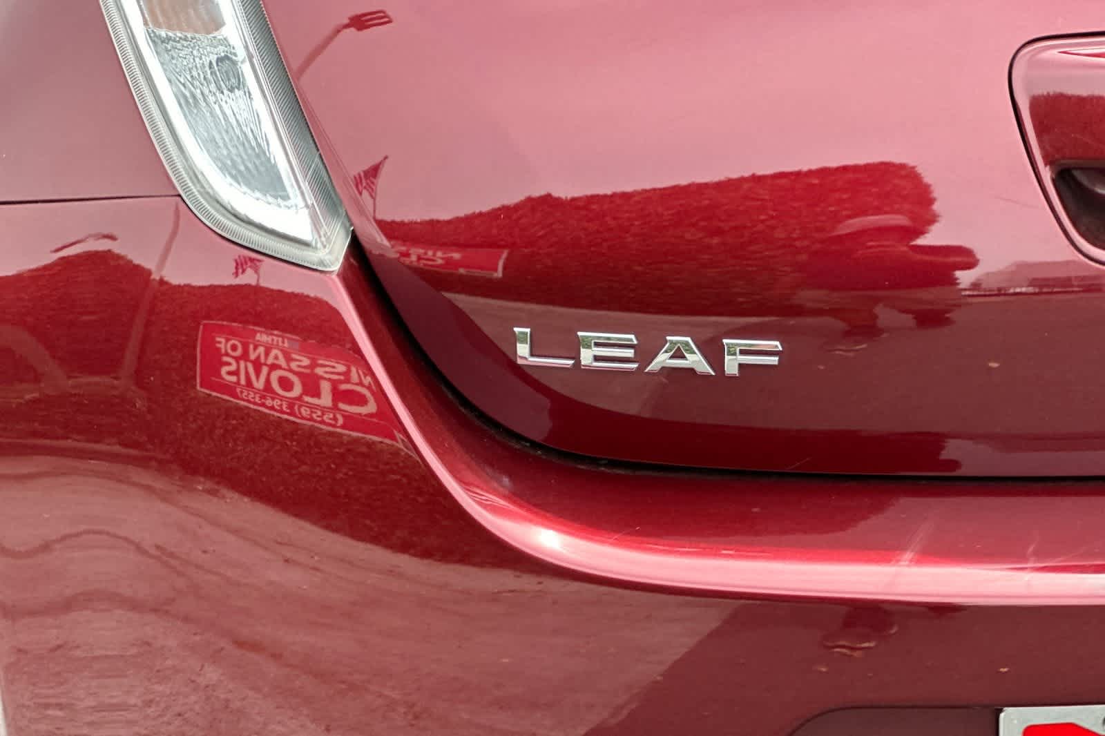 2017 Nissan LEAF S 13