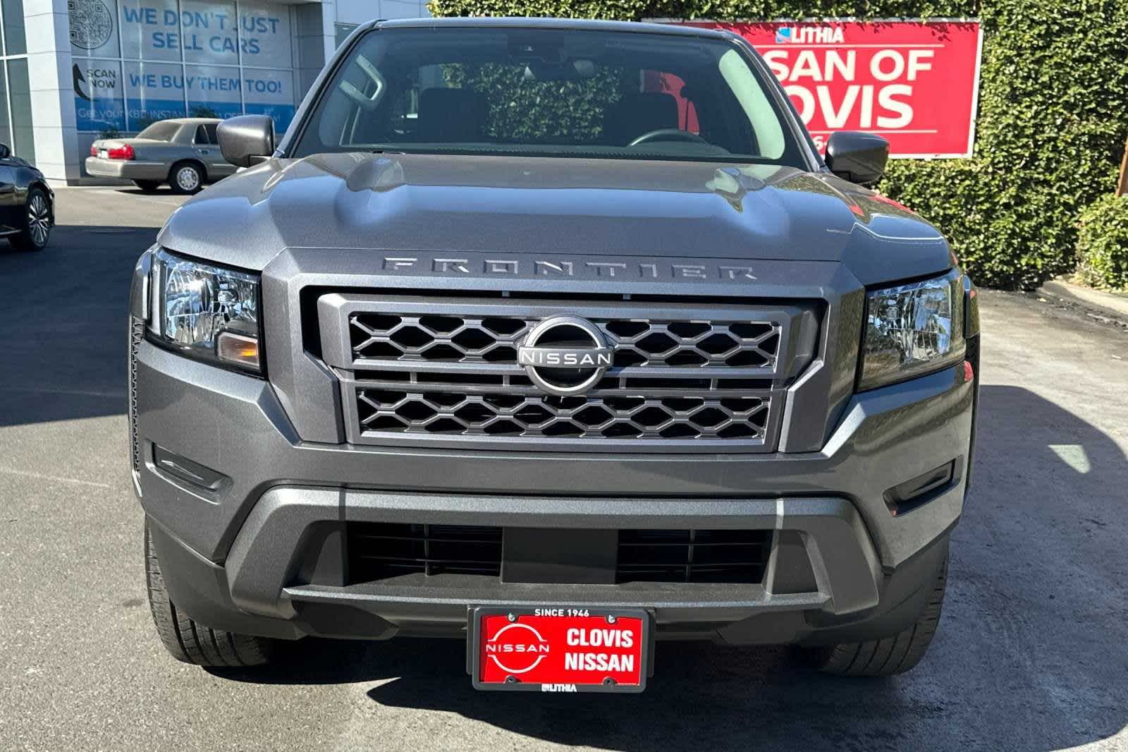 2024 Nissan Frontier SV King Cab 4x2 11