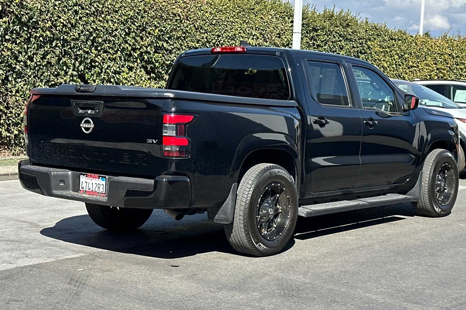 2023 Nissan Frontier SV Crew Cab 4x2 Auto 3