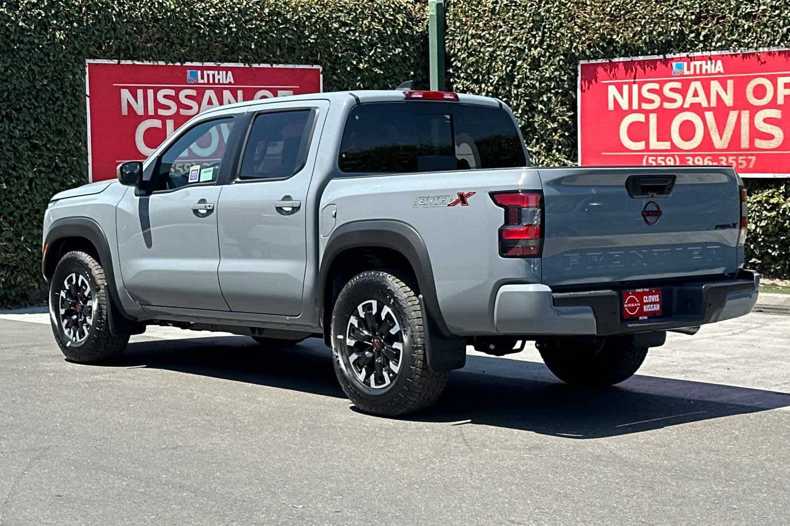 2024 Nissan Frontier PRO-X Crew Cab 4x2 7