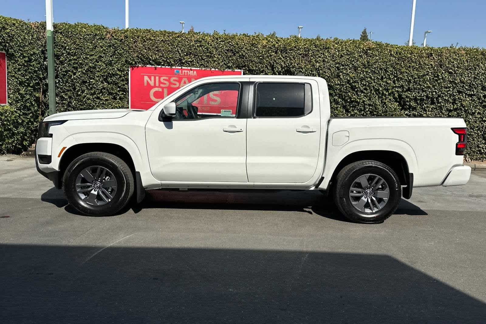 2025 Nissan Frontier SV Crew Cab 4x2 6