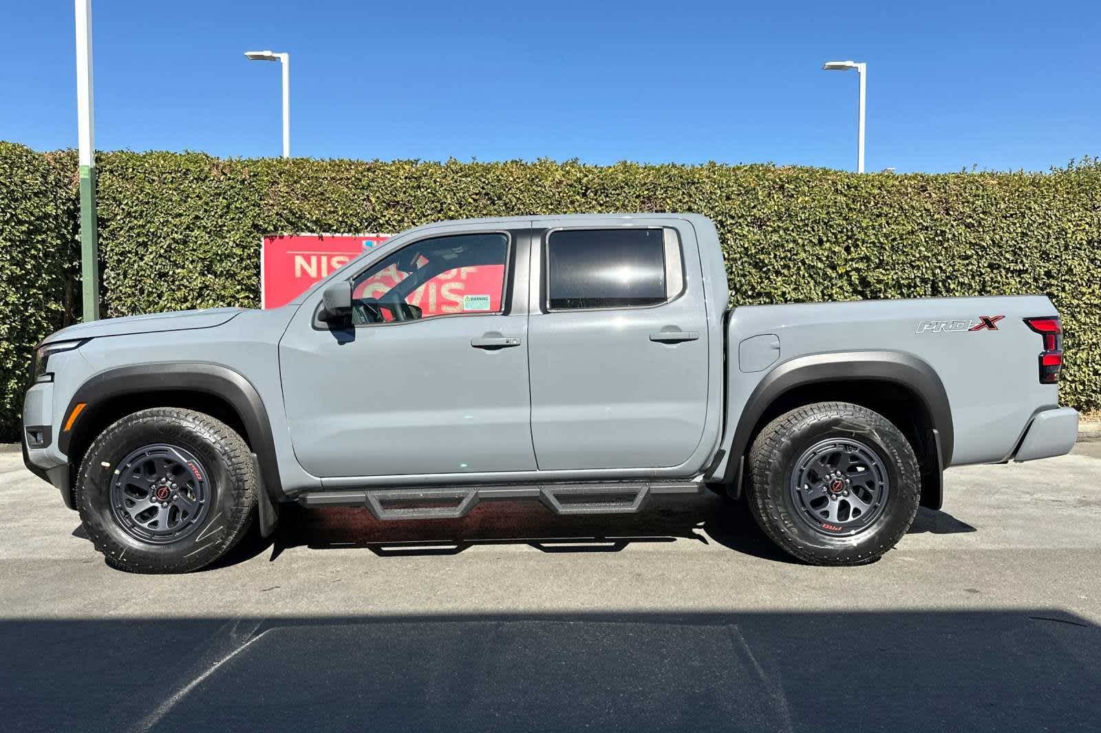 2025 Nissan Frontier PRO-X Crew Cab 4x2 6