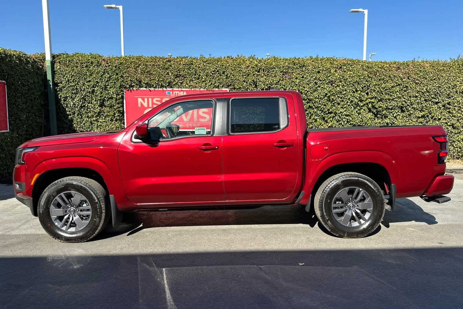 2025 Nissan Frontier SV Crew Cab 4x2 6