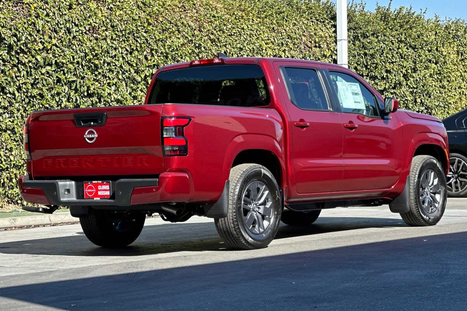 2025 Nissan Frontier SV Crew Cab 4x2 3