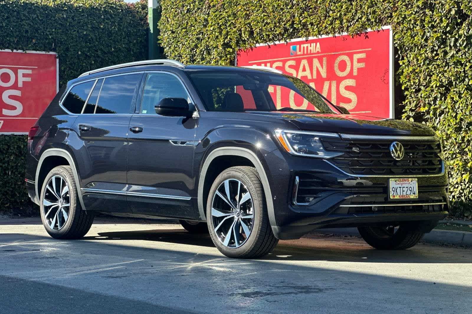 2024 Volkswagen Atlas 2.0T SEL Premium R-Line 10