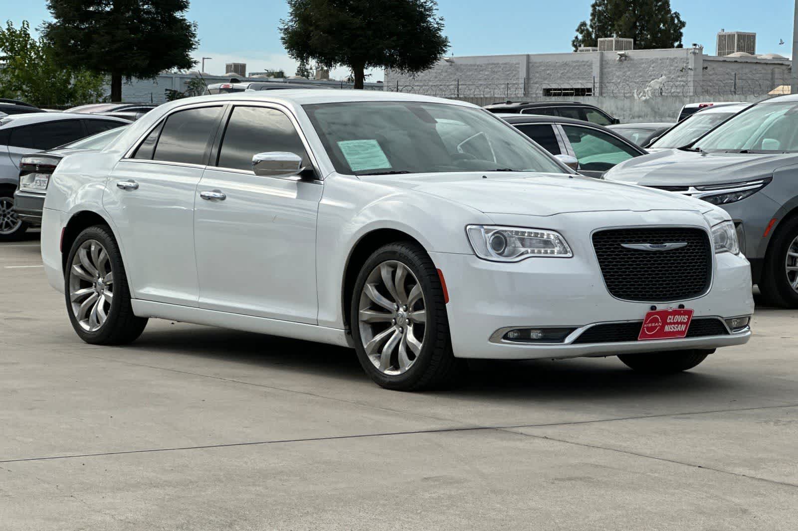 2019 Chrysler 300