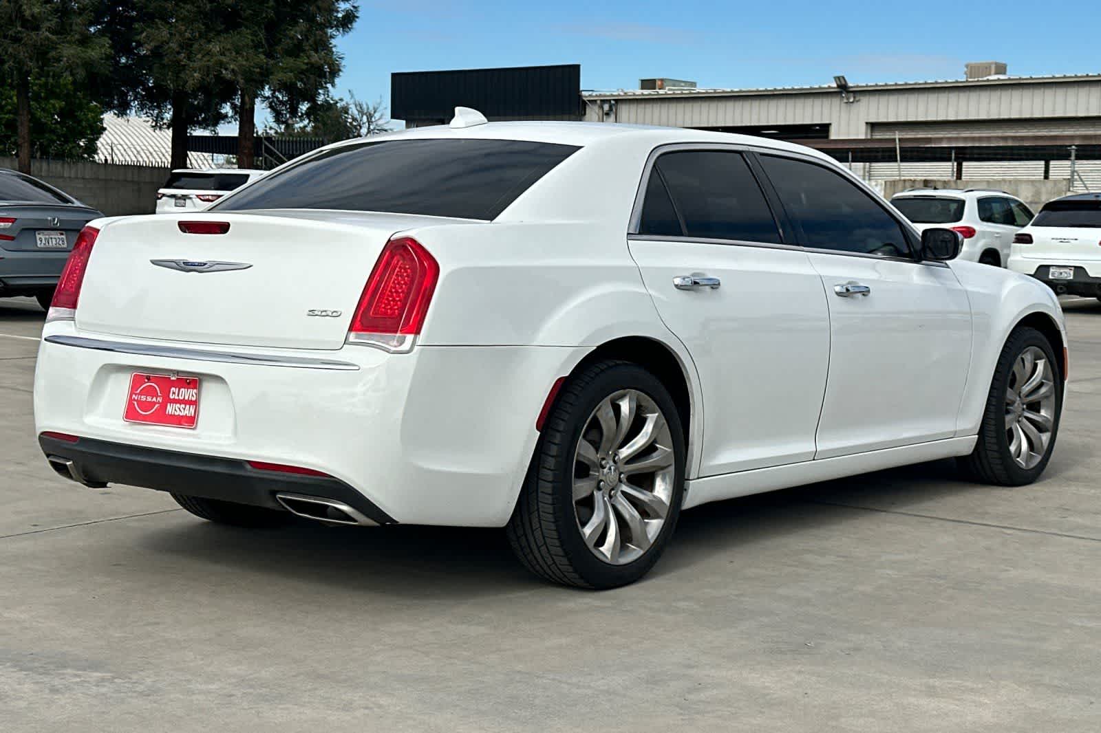2019 Chrysler 300