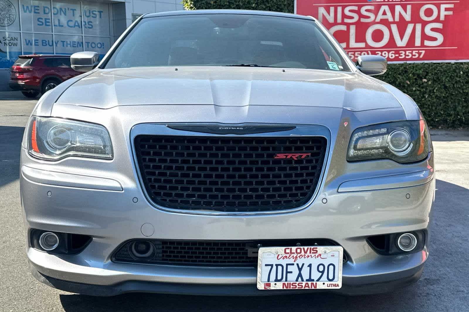 2013 Chrysler 300 SRT8 11