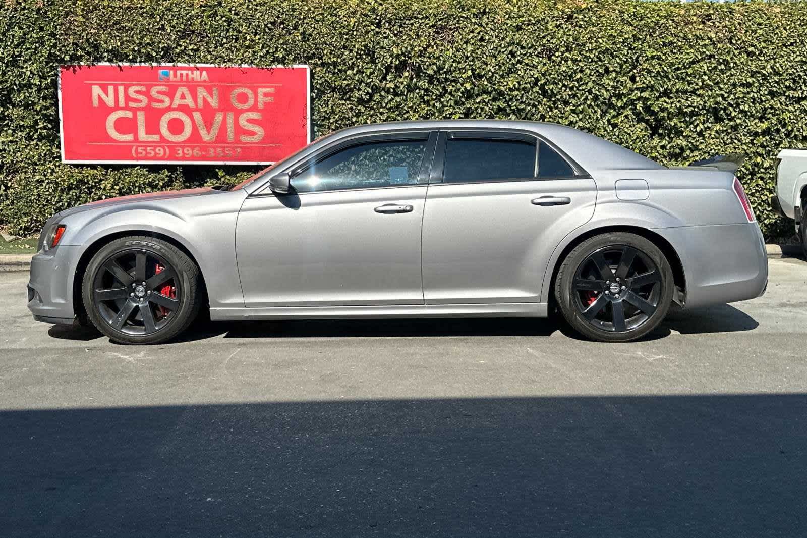 2013 Chrysler 300 SRT8 6