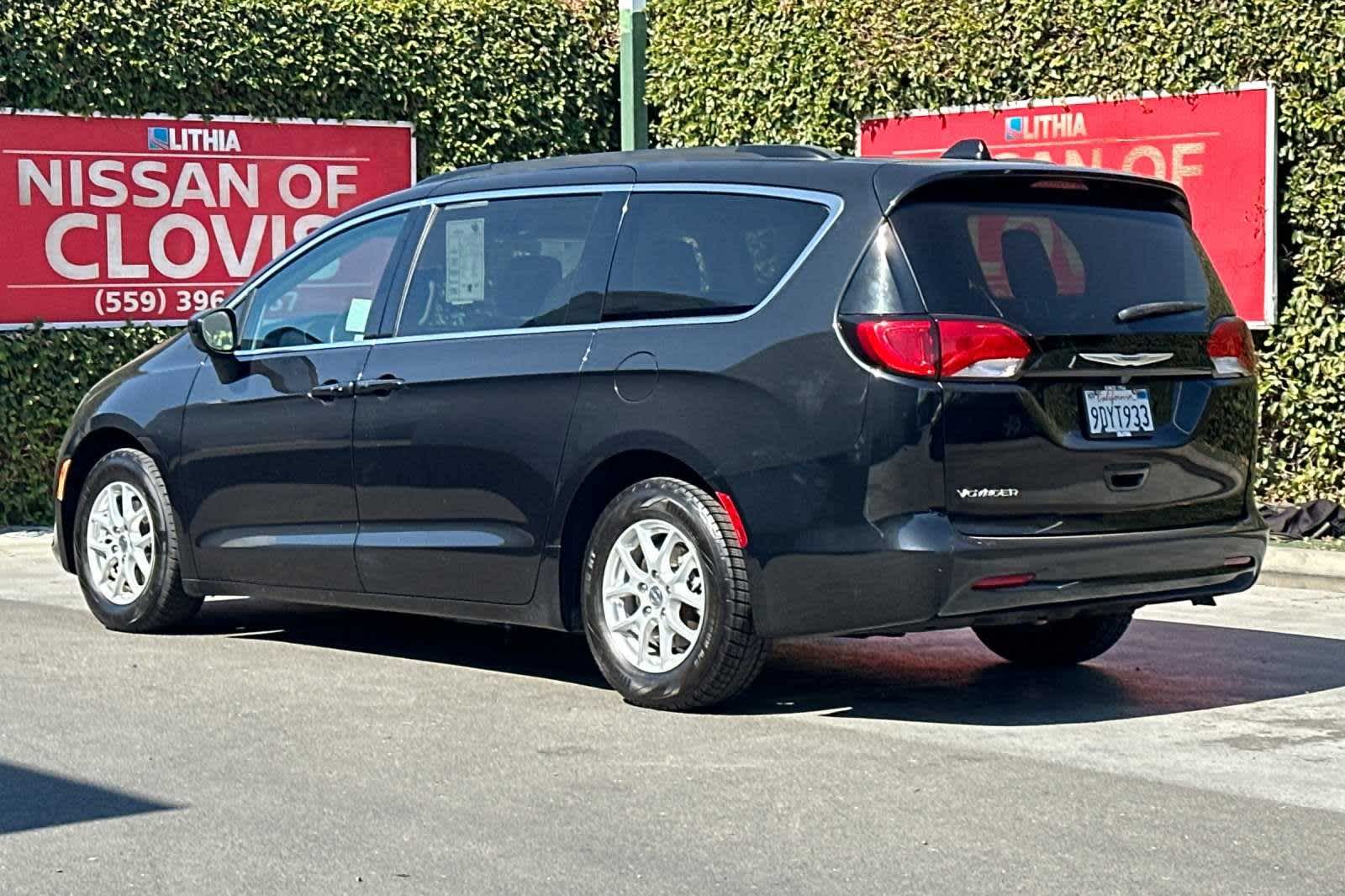 2020 Chrysler Voyager LXI 7