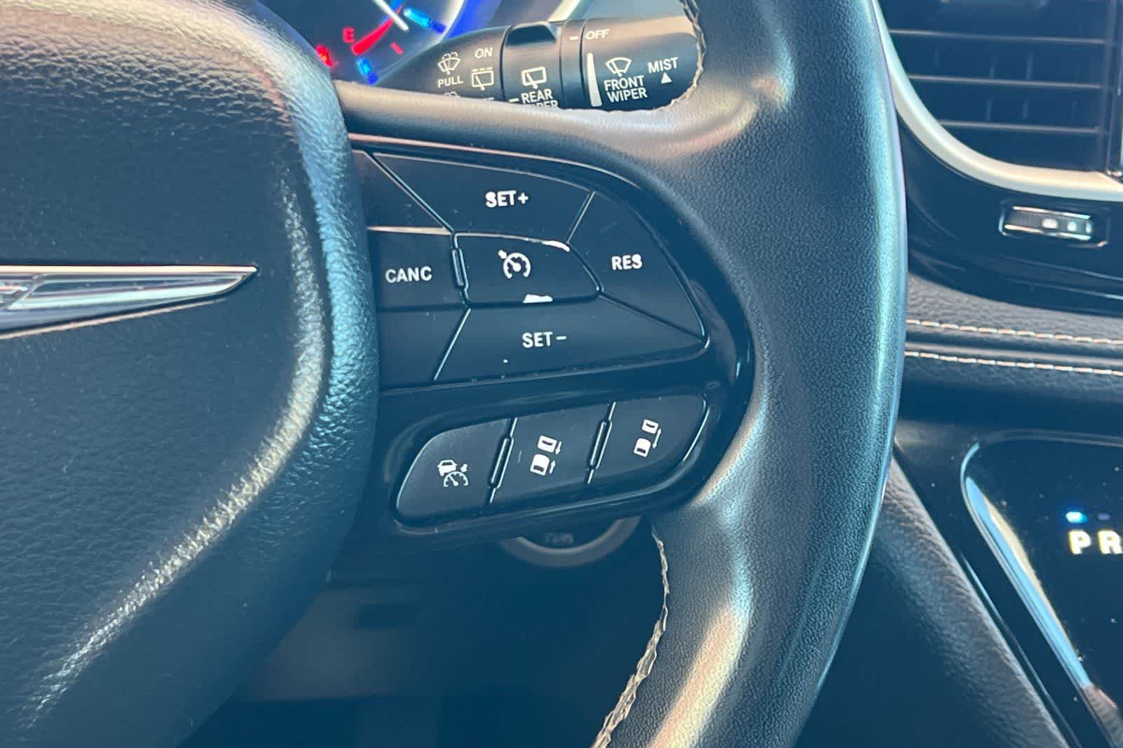 2022 Chrysler Pacifica Hybrid Touring L - Photo 30