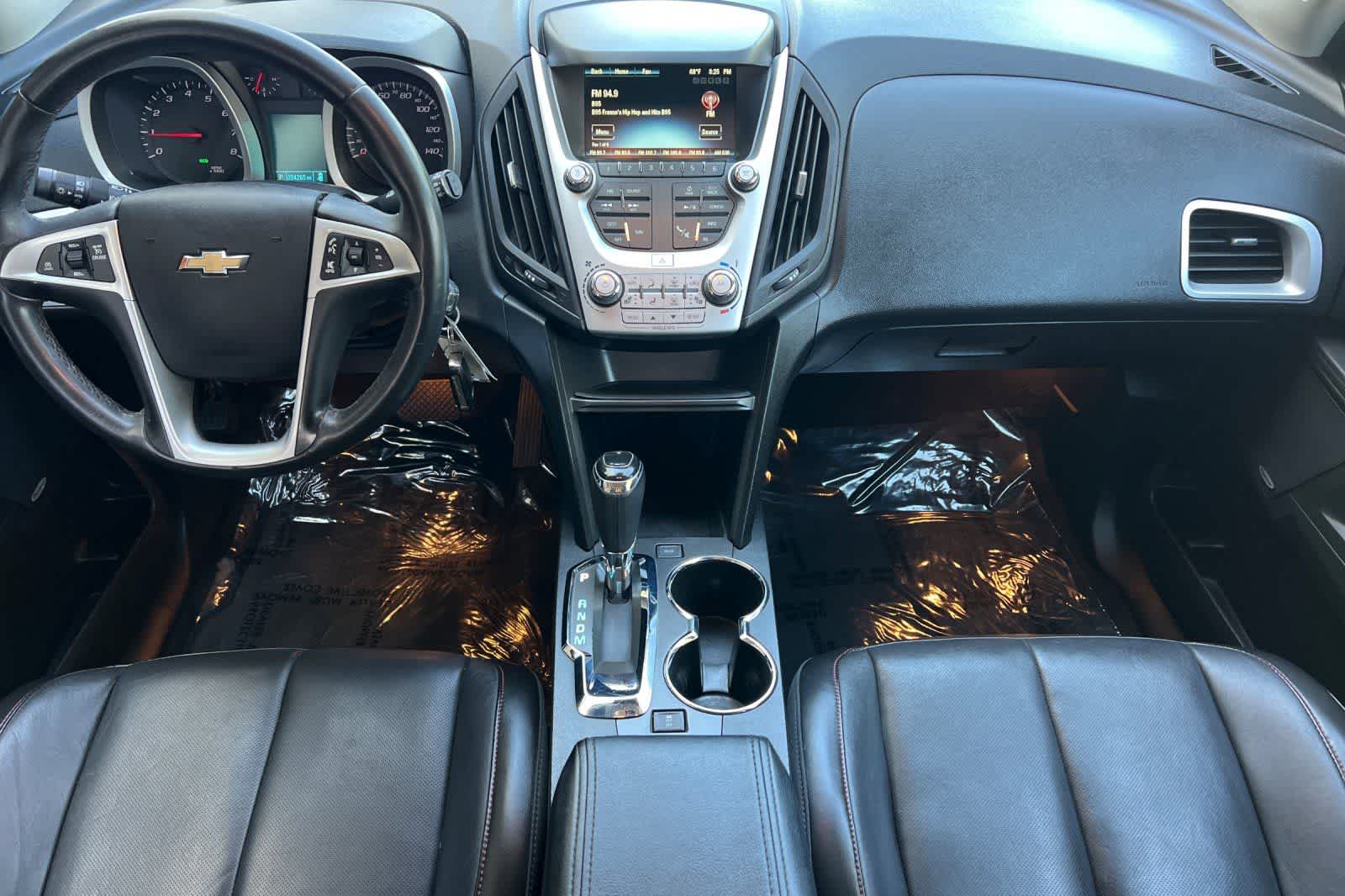 View vehicle photo 4