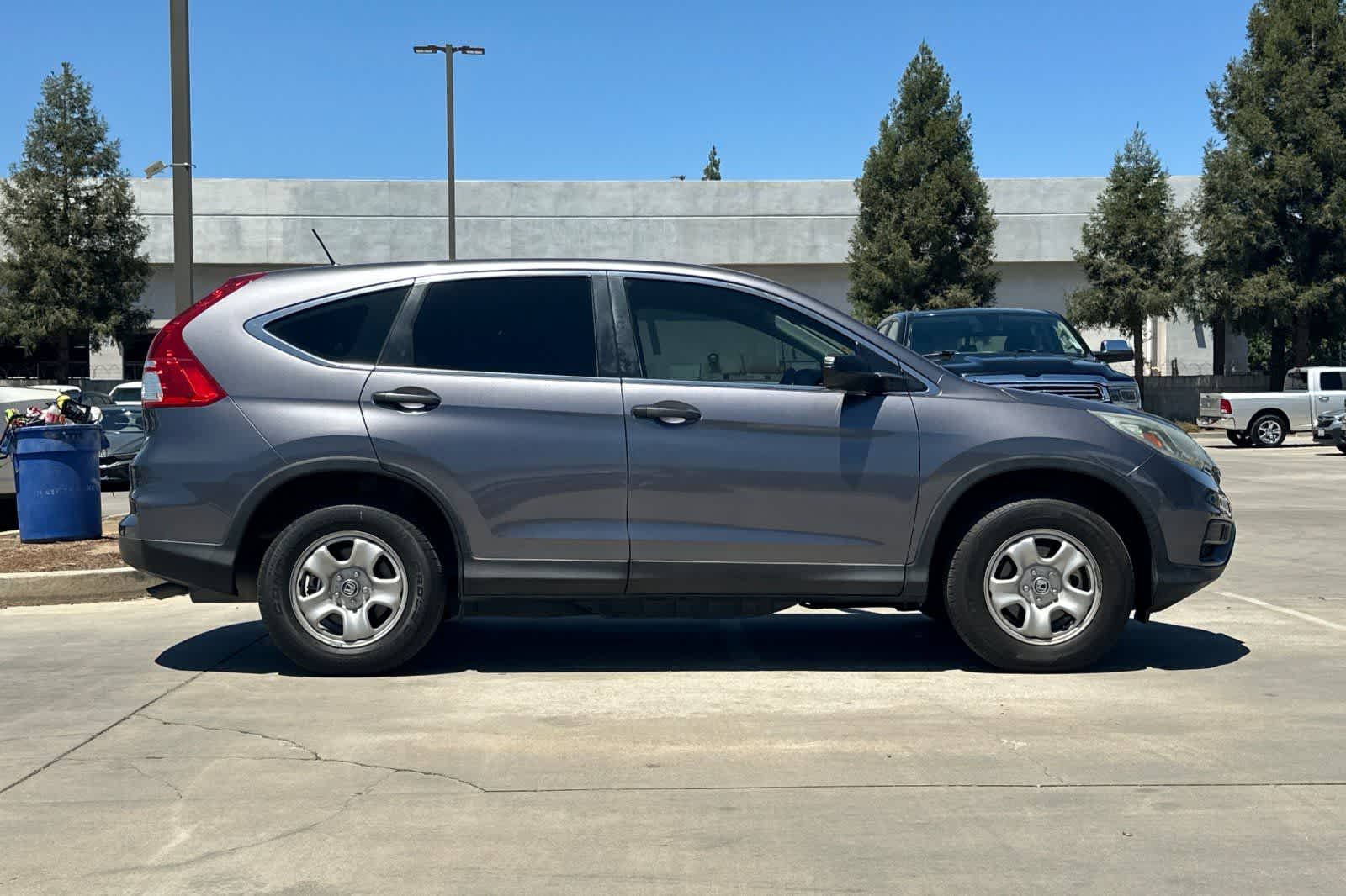 2016 Honda CR-V LX - Photo 9