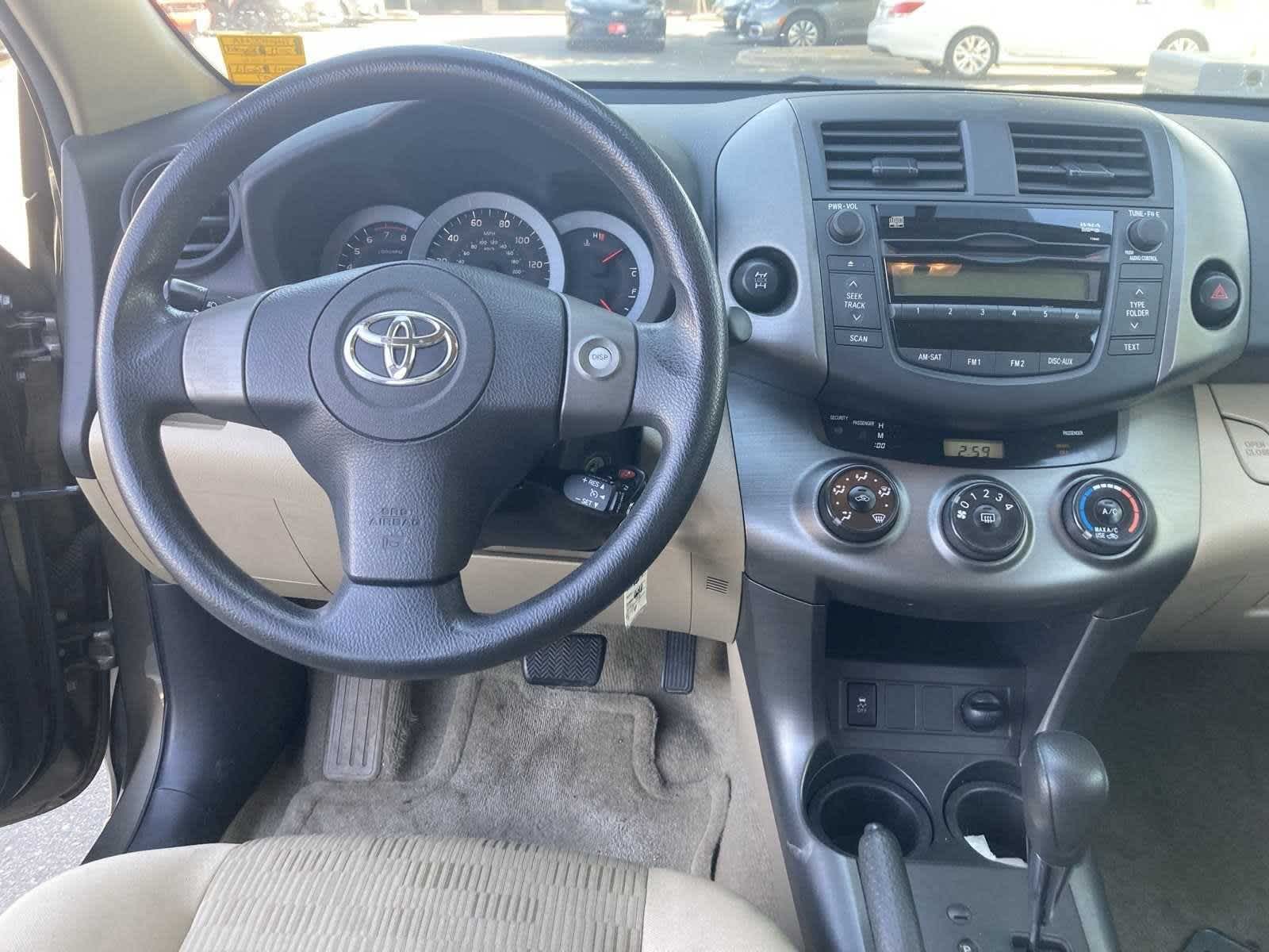 2011 Toyota RAV4 BASE 15