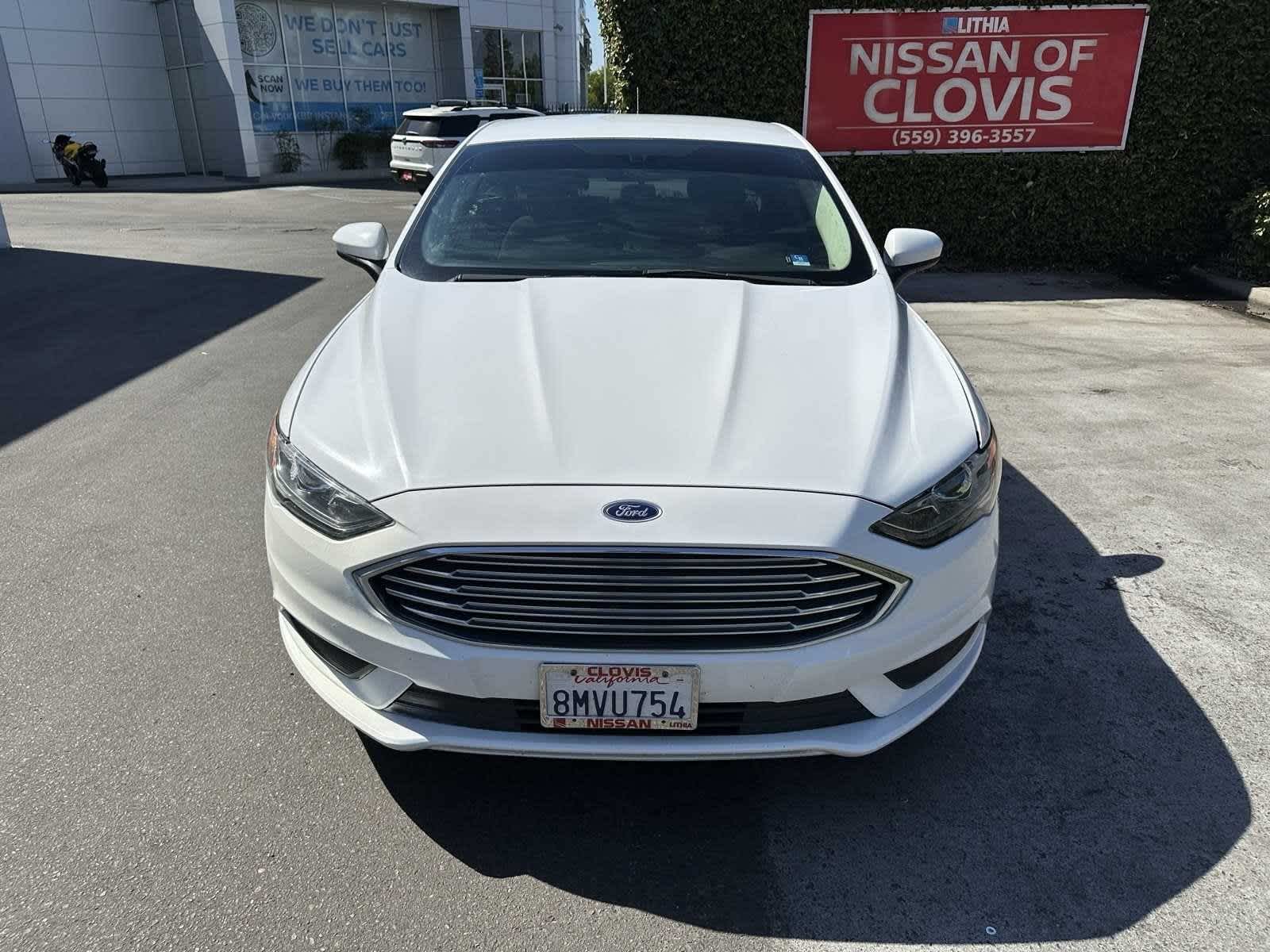 2017 Ford Fusion Hybrid SE 7