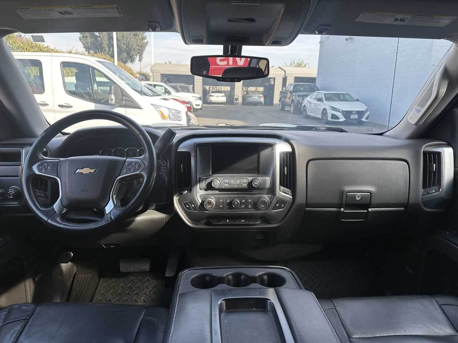 2017 Chevrolet Silverado 1500 LT 2WD Crew Cab 143.5 5