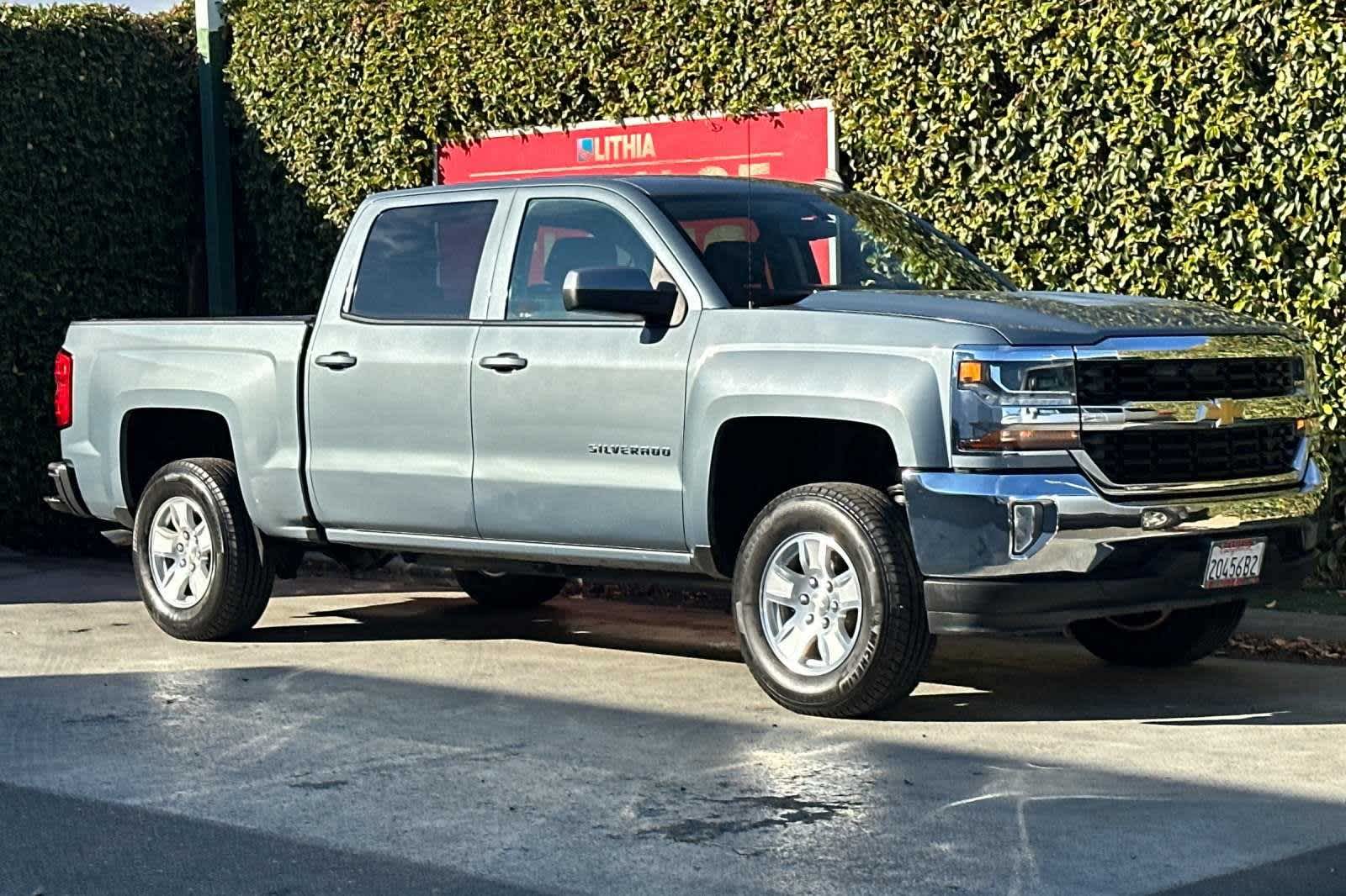 2016 Chevrolet Silverado 1500 LT 2WD Crew Cab 143.5 10