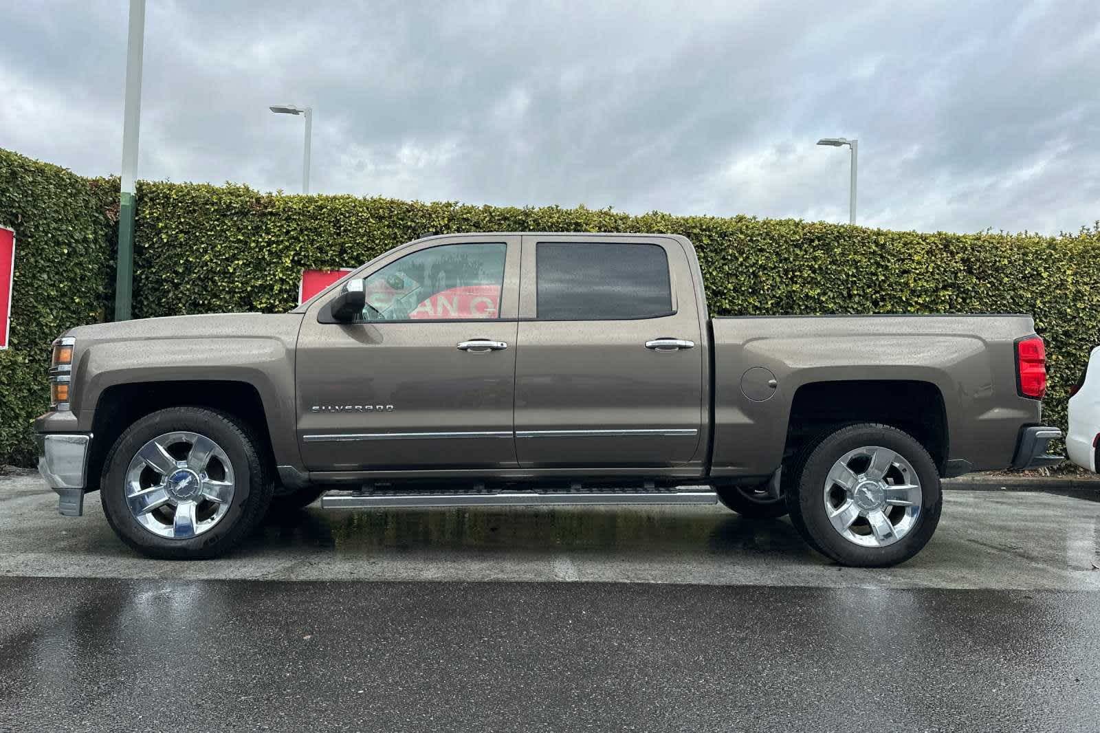 2014 Chevrolet Silverado 1500 LTZ 2WD Crew Cab 143.5 6