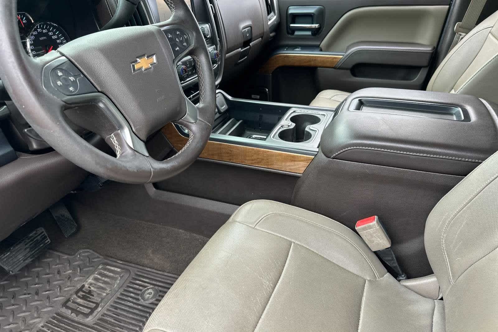 2014 Chevrolet Silverado 1500 LTZ 2WD Crew Cab 143.5 14