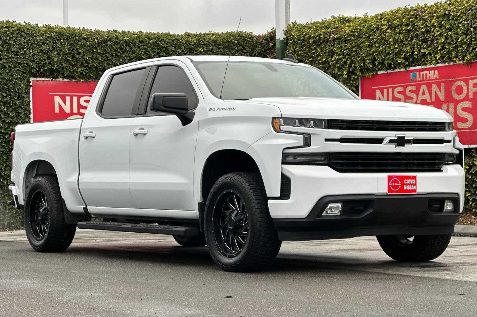 2019 Chevrolet Silverado 1500 RST 2WD Crew Cab 147 10