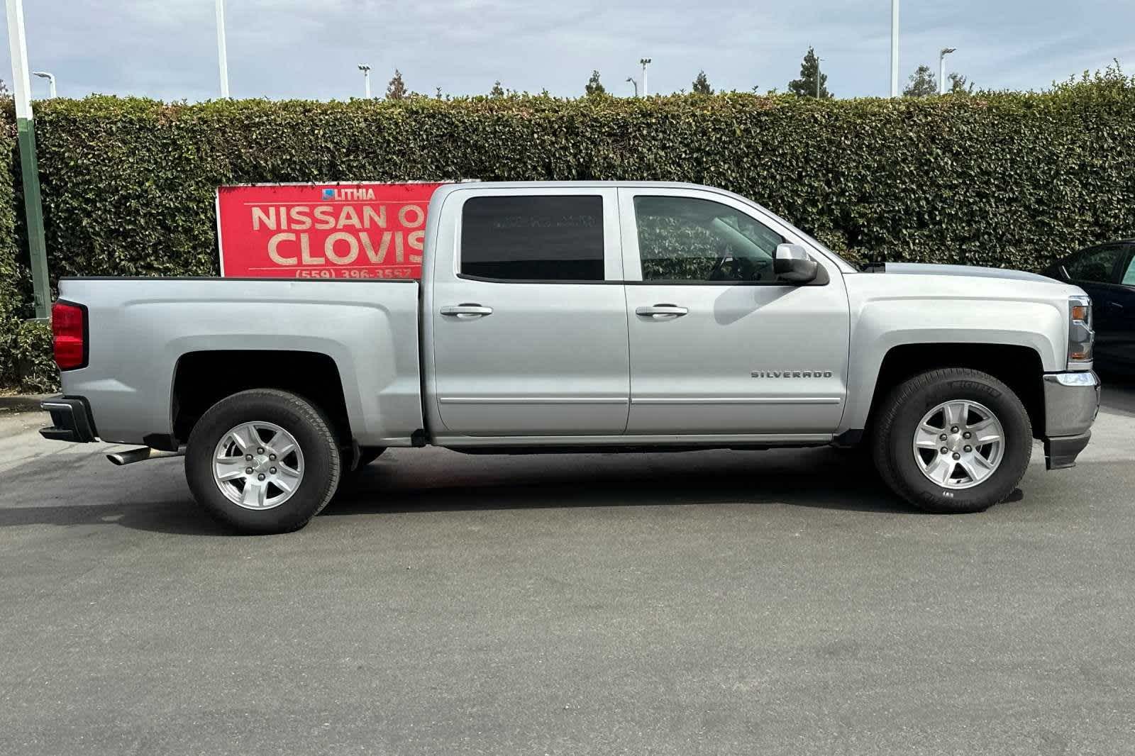 2018 Chevrolet Silverado 1500 LT 2WD Crew Cab 143.5 9