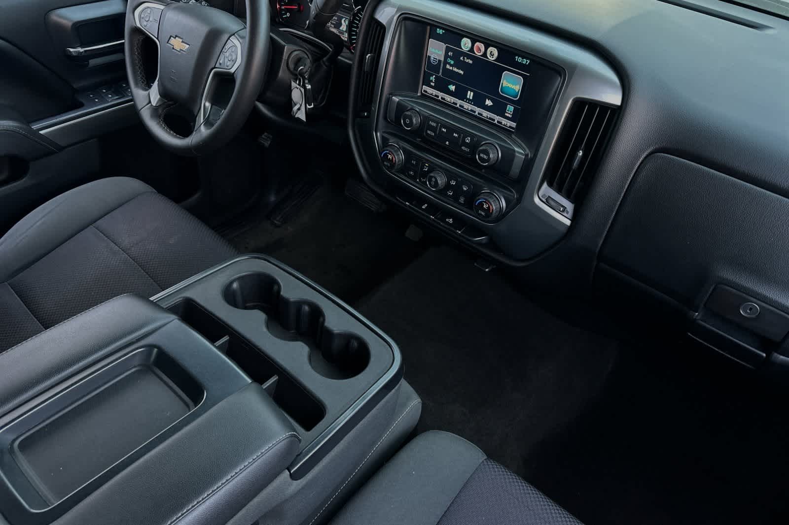 2015 Chevrolet Silverado 1500 LT 4WD Crew Cab 143.5 18