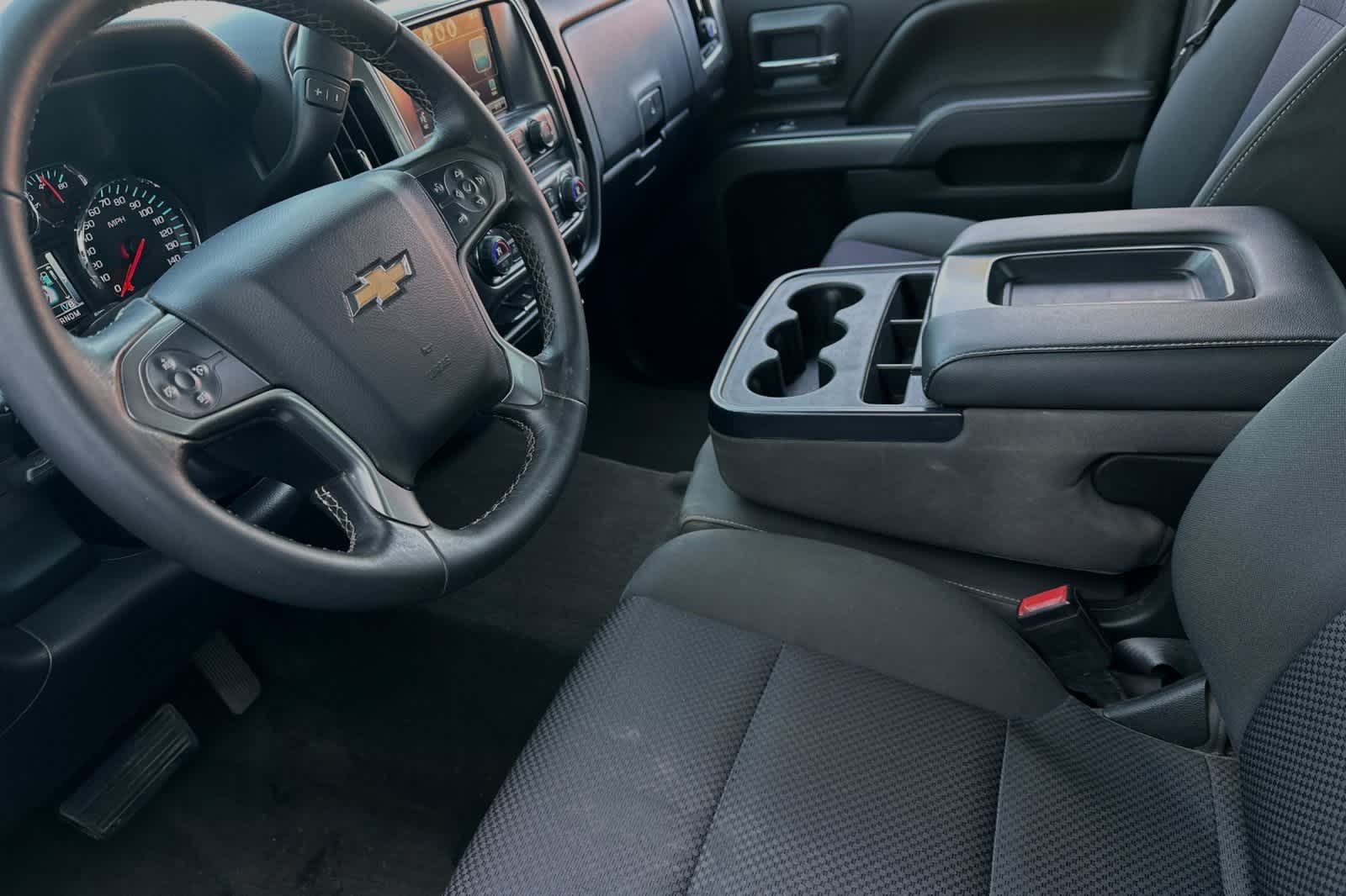 2015 Chevrolet Silverado 1500 LT 4WD Crew Cab 143.5 14