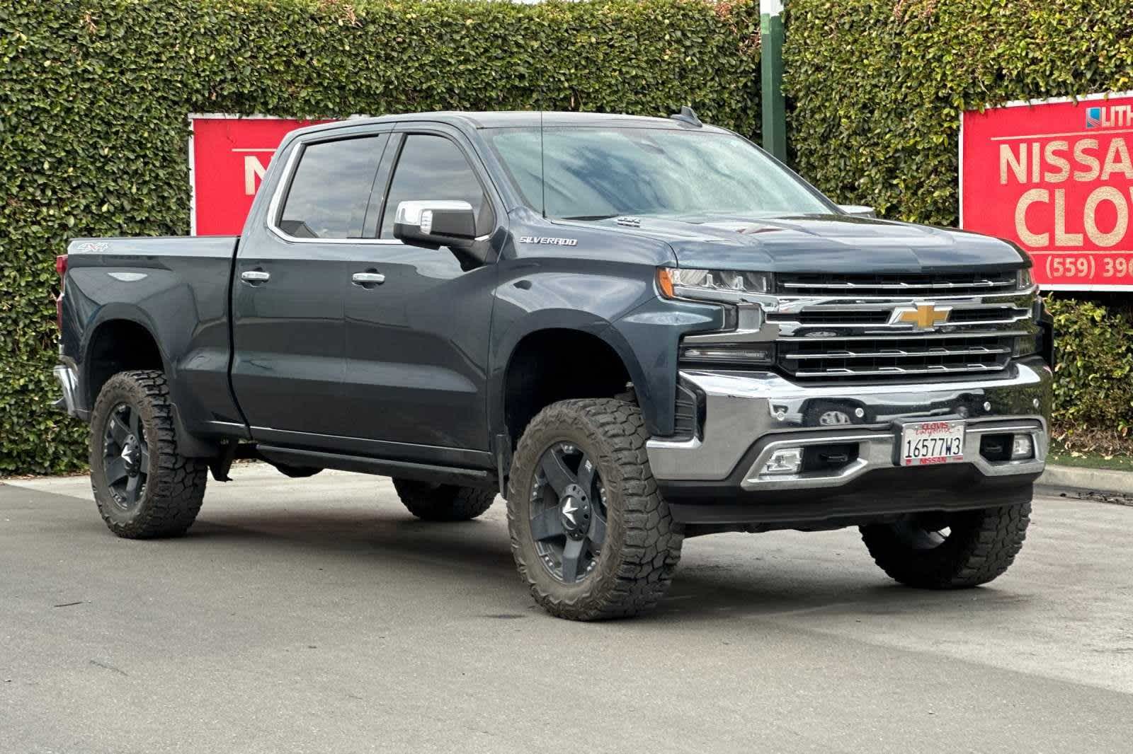 2020 Chevrolet Silverado 1500 LTZ 4WD Crew Cab 157 10